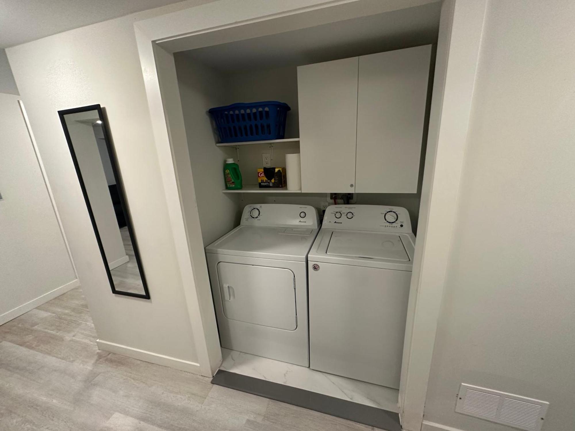 Comfy 2 Bedroom Near The Beach! Pickering Exterior foto